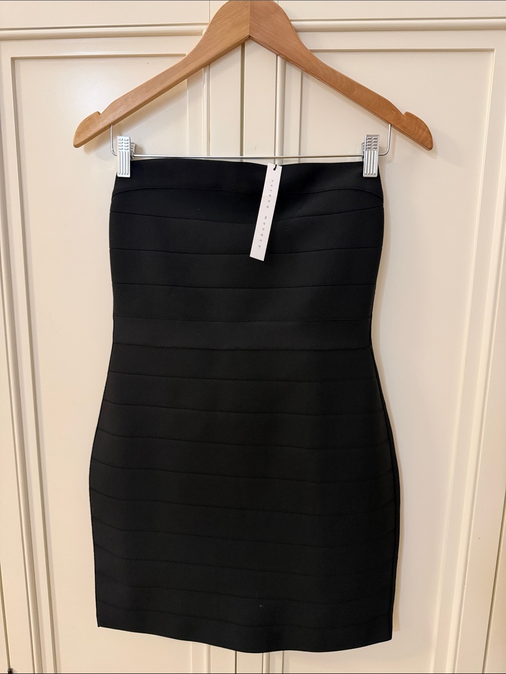 🖤 SUSANA MONACO NWT BLACK BANDAGE DRESS 🖤
BRAND NEW — NEVER WORN — TAG ATTACHED